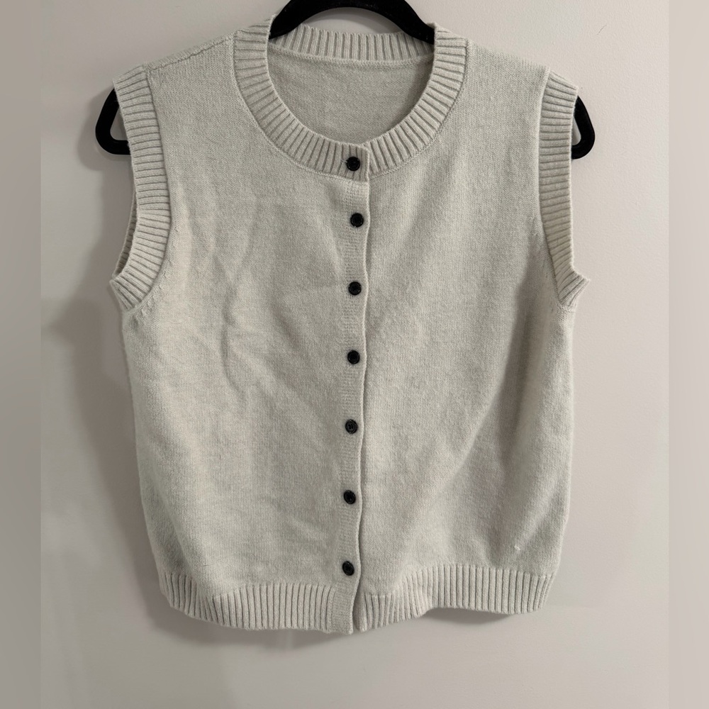 Commense Cream Knit Sweater - Picture 6 of 8